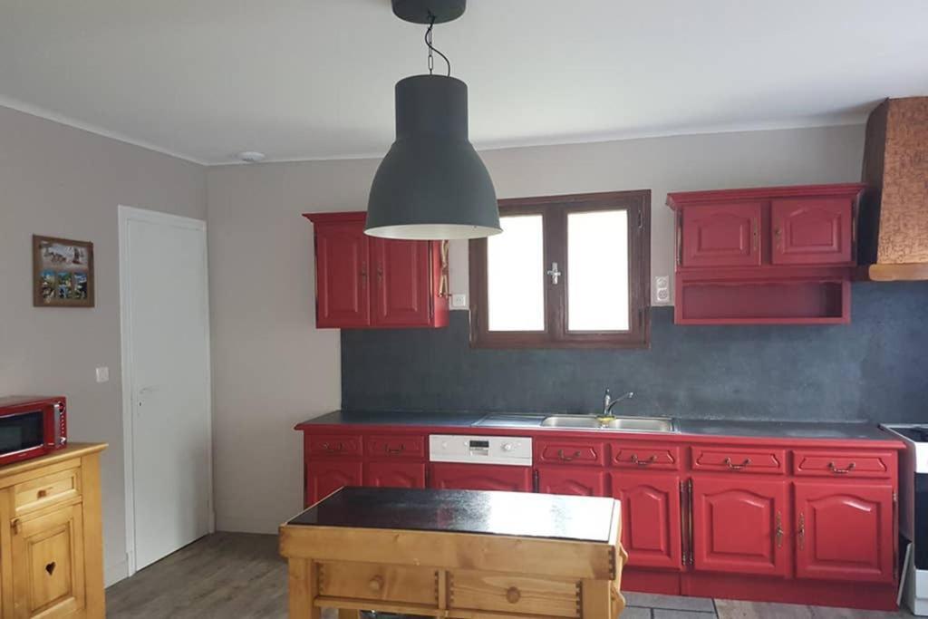 Le Gite Des 3 Vallees Vila Luz-Saint-Sauveur Exterior foto