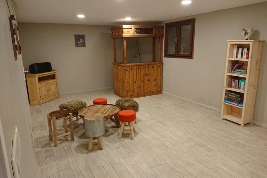 Le Gite Des 3 Vallees Vila Luz-Saint-Sauveur Exterior foto